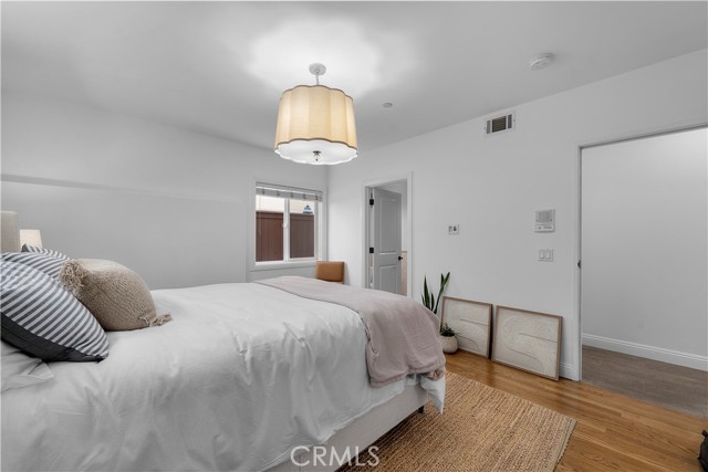 807 Crest Drive, Manhattan Beach CA: https://media.crmls.org/medias/248681fd-3bc6-4fca-868d-b038f703e818.jpg
