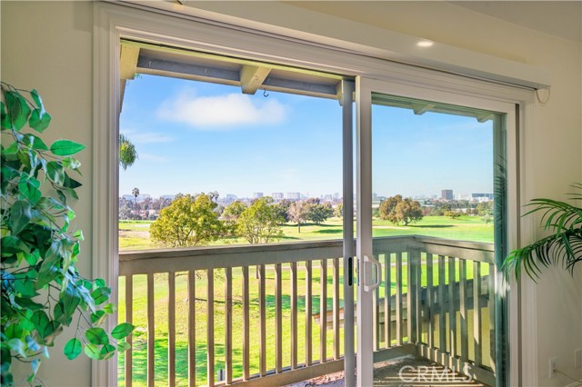 Detail Gallery Image 21 of 40 For 19 Las Brisas #10,  Irvine,  CA 92612 - 3 Beds | 2 Baths