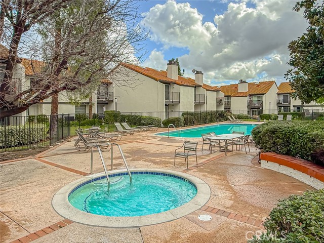 Detail Gallery Image 48 of 50 For 5542 Las Virgenes Rd #97,  Calabasas,  CA 91302 - 3 Beds | 2 Baths