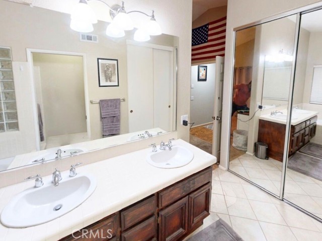 Detail Gallery Image 14 of 31 For 39147 via Pamplona, Murrieta,  CA 92563 - 4 Beds | 2/1 Baths