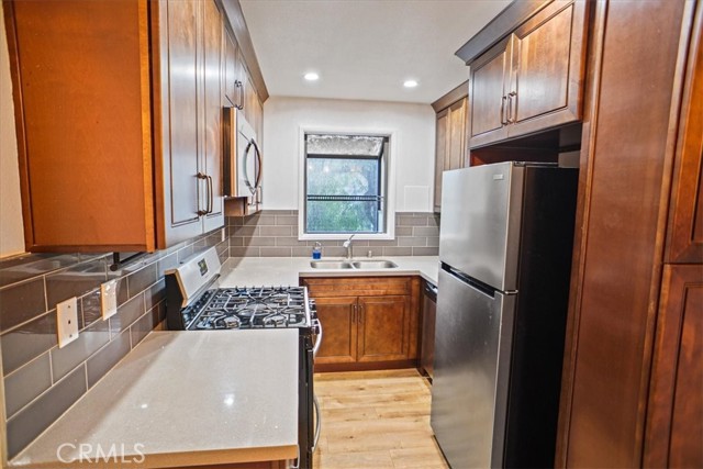 Detail Gallery Image 24 of 30 For 18126 Sundowner Way #1146,  Canyon Country,  CA 91387 - 2 Beds | 2 Baths