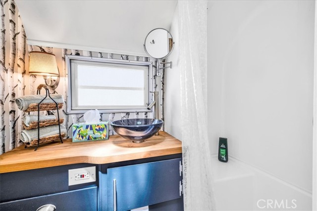 Detail Gallery Image 36 of 47 For 7880 Wesley Rd, Joshua Tree,  CA 92252 - 3 Beds | 2/1 Baths