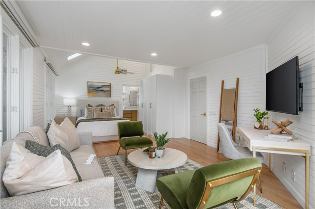 Detail Gallery Image 36 of 51 For 250 Poppy Ave, Corona Del Mar,  CA 92625 - 4 Beds | 3/1 Baths