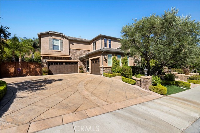 Detail Gallery Image 5 of 69 For 24229 Reyes Adobe Way, Valencia,  CA 91354 - 5 Beds | 4/1 Baths