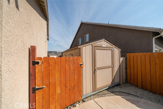 Detail Gallery Image 35 of 38 For 2027 W Babcock, Visalia,  CA 93291 - 4 Beds | 2/1 Baths