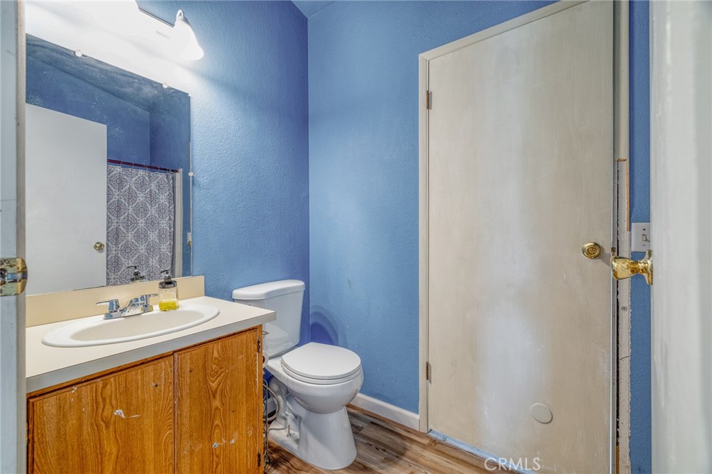 https://media.crmls.org/medias/248b59ba-8b22-4666-8602-e87366640f69.jpg?preset=X-Large