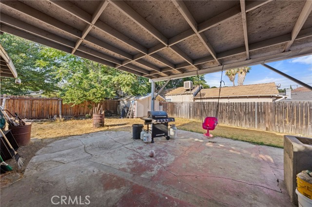 764 W Olive Street, San Bernardino CA: https://media.crmls.org/medias/248b5cdb-75eb-4b9a-99da-5cf106936d6c.jpg