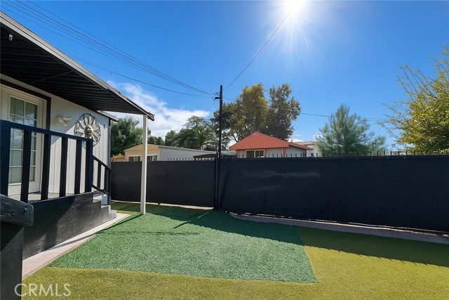 Detail Gallery Image 5 of 14 For 4015 Mountain Dr #8,  San Bernardino,  CA 92407 - 2 Beds | 1 Baths