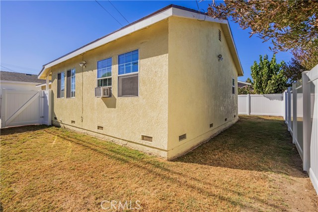 8217 5th Street, Downey, California 90241, 2 Bedrooms Bedrooms, ,1 BathroomBathrooms,Single Family Residence,For Sale,5th,PW24227922