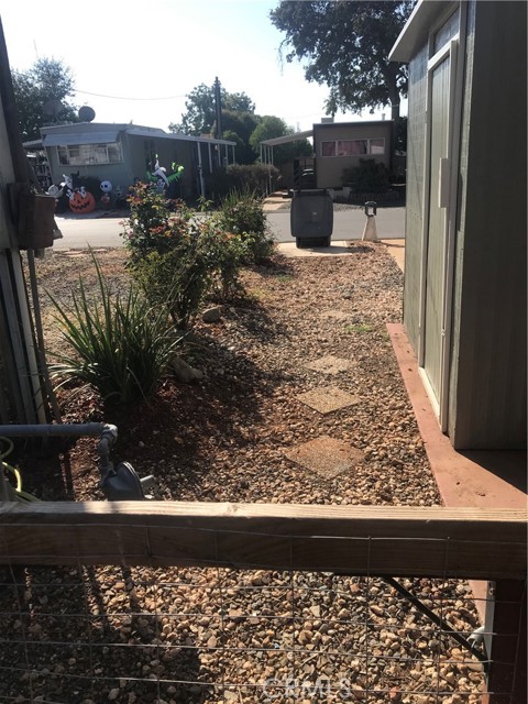 1047 14th Street, Oroville CA: https://media.crmls.org/medias/248c99e1-1b3f-4169-b551-23e35ad01ff1.jpg