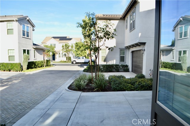 Detail Gallery Image 4 of 42 For 12358 Primrose, Whittier,  CA 90602 - 4 Beds | 3 Baths