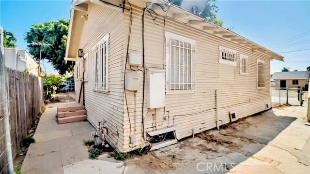 1201 Olive Avenue, Long Beach, California 90813, ,Multi-Family,For Sale,Olive,PW24198055