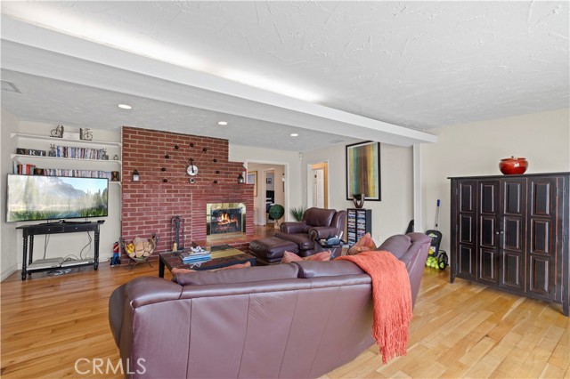 Detail Gallery Image 20 of 43 For 9804 Haas Ave, Los Angeles,  CA 90047 - 3 Beds | 2 Baths