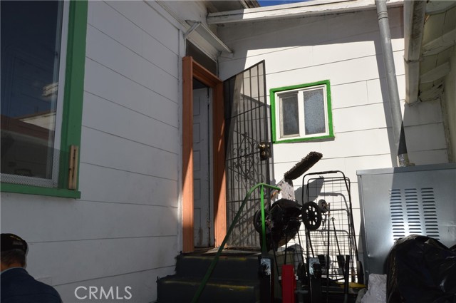 Detail Gallery Image 26 of 33 For 1324 Magnolia Ave, Los Angeles,  CA 90006 - – Beds | – Baths