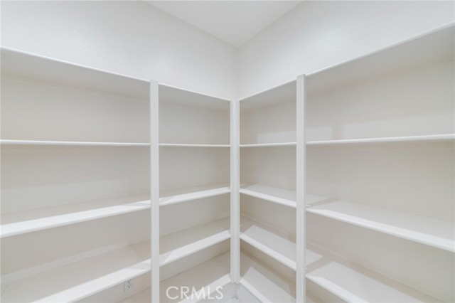 Detail Gallery Image 17 of 40 For 214 Parkwood, Irvine,  CA 92620 - 5 Beds | 5/1 Baths