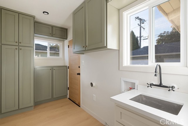 Detail Gallery Image 30 of 37 For 11623 S Dehn, Inglewood,  CA 90303 - 3 Beds | 2 Baths