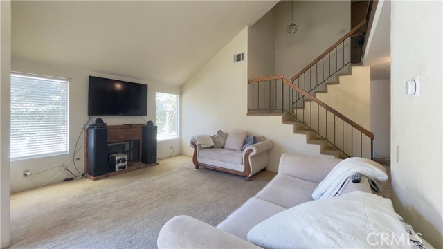 Detail Gallery Image 21 of 27 For 1717 Cherry Hill Rd, Santa Paula,  CA 93060 - 4 Beds | 2/1 Baths