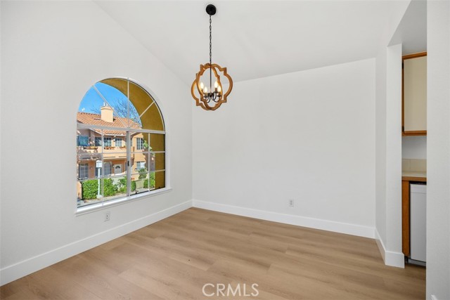 Detail Gallery Image 13 of 36 For 89 Alberti Aisle, Irvine,  CA 92614 - 2 Beds | 2 Baths