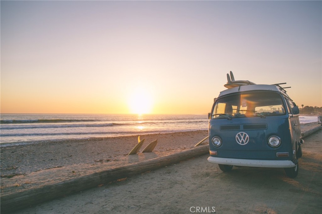 https://media.crmls.org/medias/2490d0ce-8232-4465-8ff8-b9ce4cde16e9.jpg?preset=X-Large