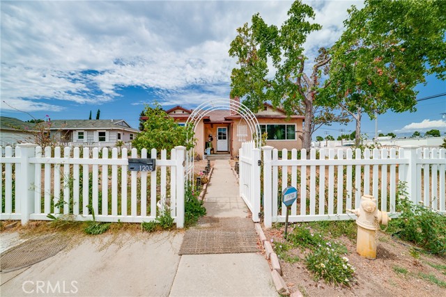 1203 Pontenova Avenue, Hacienda Heights CA: https://media.crmls.org/medias/249205ed-1e51-434b-bbd1-ab7461c0401d.jpg