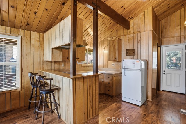 Detail Gallery Image 11 of 32 For 6230 Penguin, Wrightwood,  CA 92397 - 1 Beds | 1 Baths