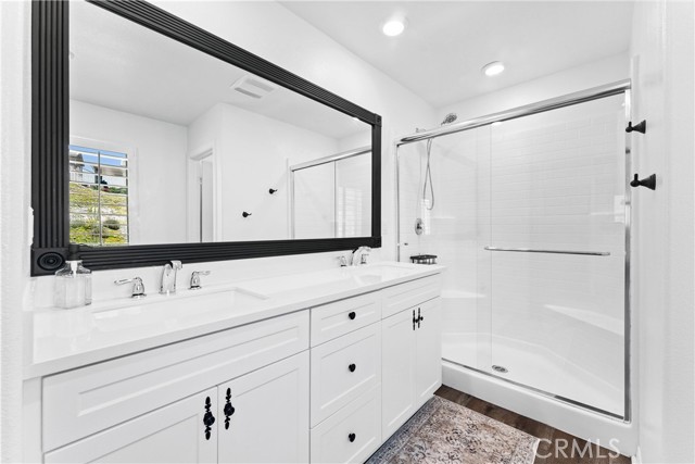 Detail Gallery Image 21 of 36 For 33116 Table Rock Dr, Winchester,  CA 92596 - 5 Beds | 3 Baths