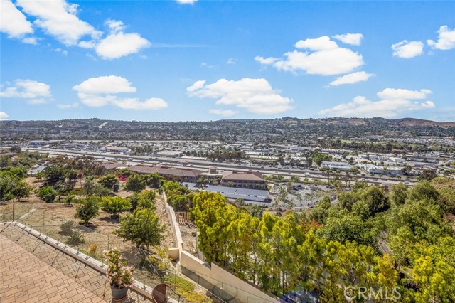 33561 Valle Road, San Juan Capistrano CA: https://media.crmls.org/medias/24945759-b107-4311-95a5-3c0137a93d3b.jpg