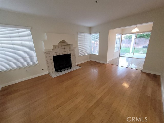 13611 Amanda Street, Fontana CA: https://media.crmls.org/medias/24959ac3-6faa-457c-9391-0bfbe0229f16.jpg