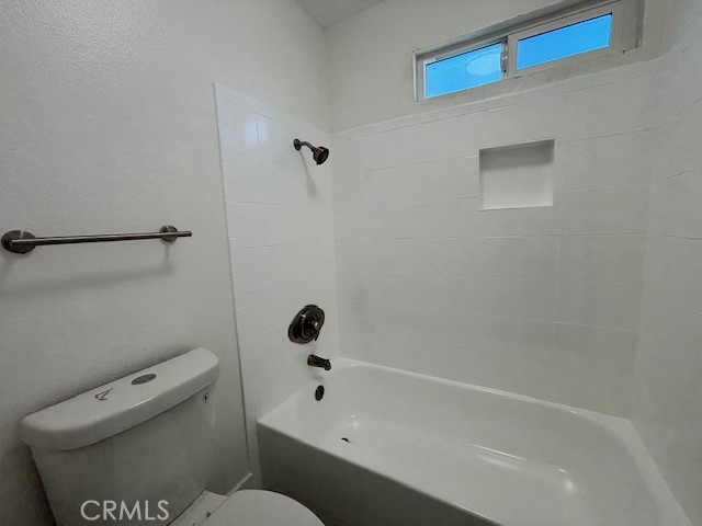 Detail Gallery Image 25 of 30 For 11114 Evers Ave, Los Angeles,  CA 90059 - 5 Beds | 3 Baths