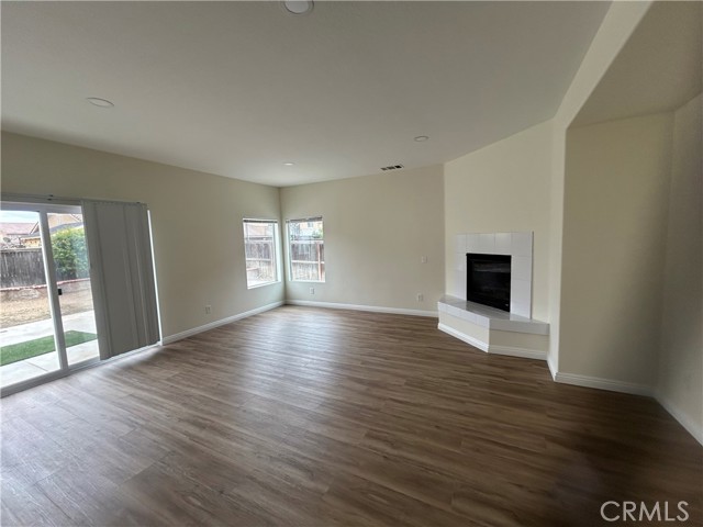 Detail Gallery Image 13 of 52 For 1989 Murrieta, Perris,  CA 92571 - 5 Beds | 3 Baths