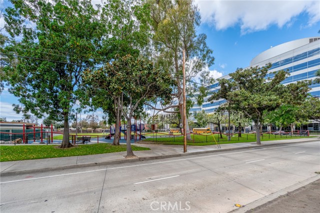 600 W 3rd Street, Santa Ana CA: https://media.crmls.org/medias/24971ff7-c791-4ca9-ba83-6443c5ca3ecf.jpg