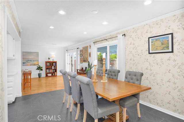 8381 E Hendrie Street, Long Beach CA: https://media.crmls.org/medias/249781e2-0098-4653-8596-fa9ee007d8b6.jpg