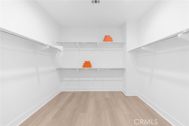 131 Bear Leaf Drive, Lake Forest CA: https://media.crmls.org/medias/2497b198-c4aa-4190-bd6b-d8f7ba8af4b4.jpg