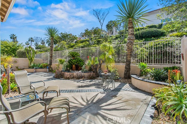 21432 Bastia, Mission Viejo CA: https://media.crmls.org/medias/2497e984-432f-4708-943f-a1bcdcedc0b3.jpg