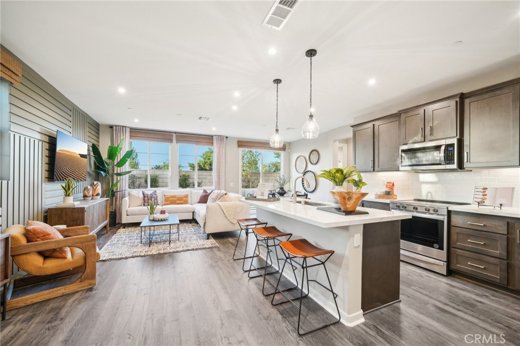 16031 Olivas Lane