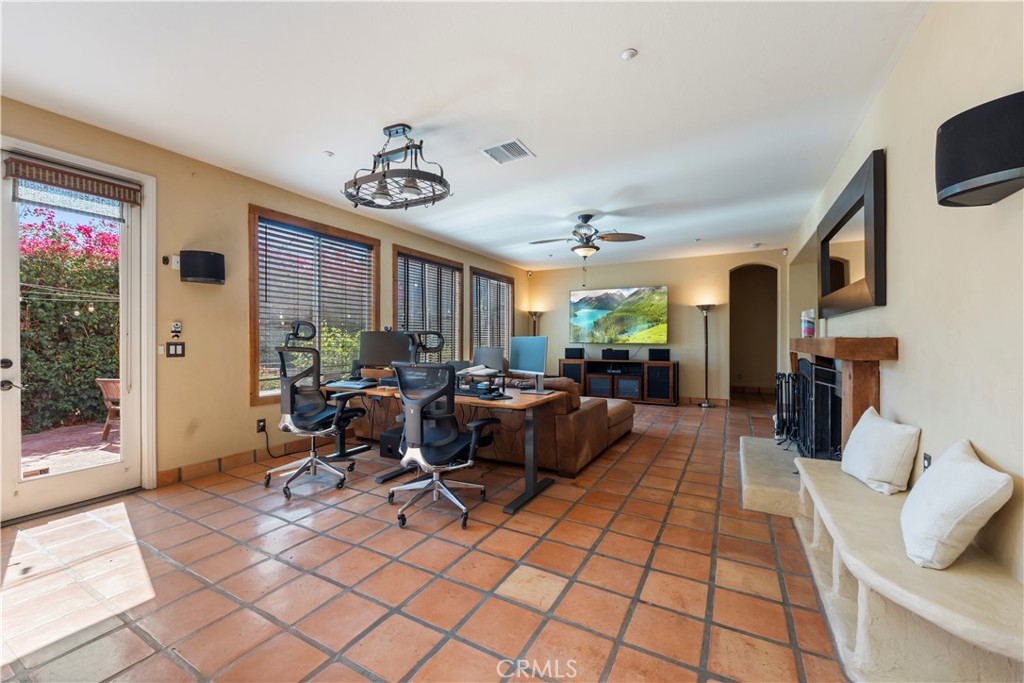 MLS #OC26135046 image #27