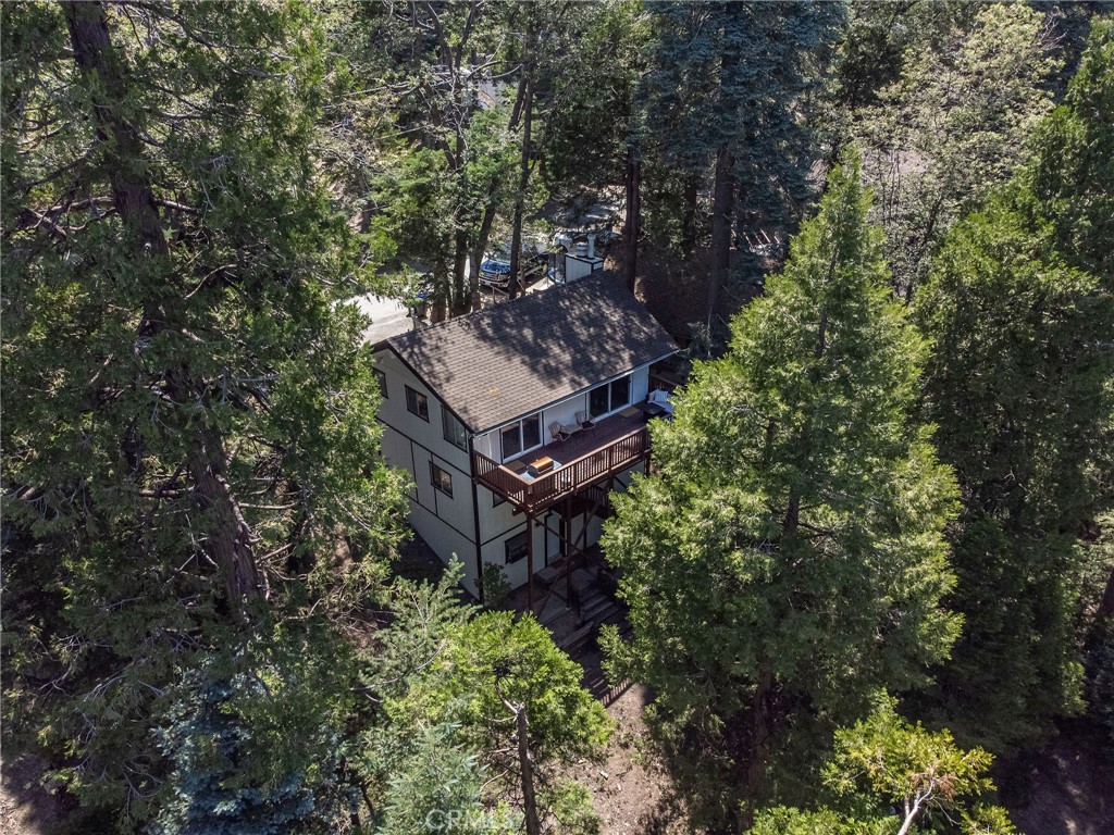 https://media.crmls.org/medias/249a85db-3aa8-4eaa-b6f5-2ada003b4e23.jpg?preset=X-Large