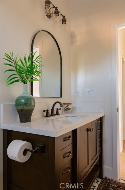 Detail Gallery Image 58 of 72 For 2840 Potomac Ave, Los Angeles,  CA 90016 - 2 Beds | 1 Baths