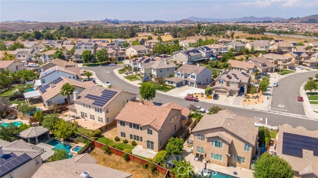 30315 Laruns Street, Murrieta CA: https://media.crmls.org/medias/249b92b6-0157-4347-bc41-9b2e32a7f49d.jpg