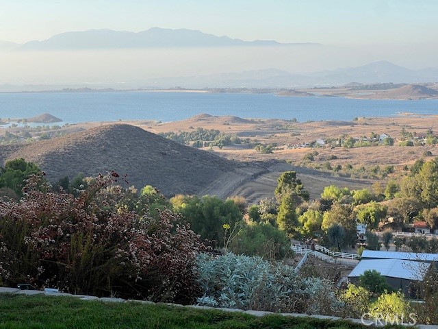 Detail Gallery Image 2 of 26 For 21650 Skyhill Pl, Perris,  CA 92570 - 4 Beds | 2 Baths