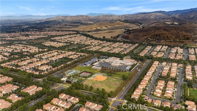228 Wicker, Irvine CA: https://media.crmls.org/medias/249d87b3-4fa2-4142-9c11-93e08a71cd7d.jpg