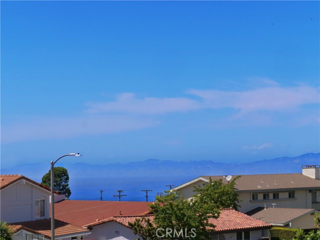 6760 Kings Harbor Drive, Rancho Palos Verdes, California 90275, 5 Bedrooms Bedrooms, ,2 BathroomsBathrooms,Residential,Sold,Kings Harbor,PV22081232