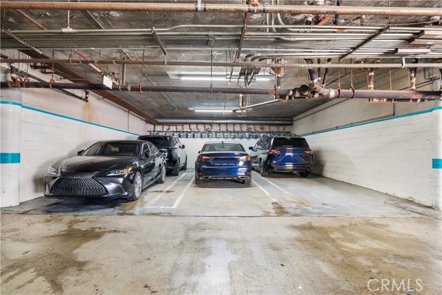 Detail Gallery Image 35 of 35 For 1559 Winona #D3,  Los Angeles,  CA 90027 - 2 Beds | 2 Baths