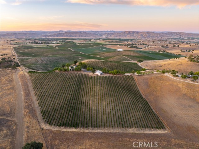 1825 Nygren Road, San Miguel CA: https://media.crmls.org/medias/249ed0d2-bb15-47cc-95b5-6a402b1c2b3c.jpg