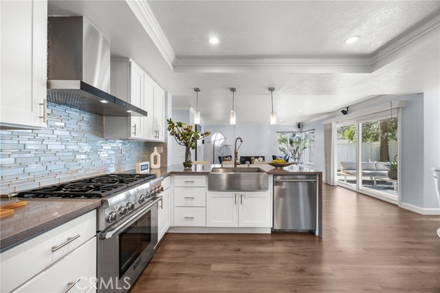 Detail Gallery Image 16 of 40 For 5 Cannes, Irvine,  CA 92614 - 5 Beds | 3 Baths