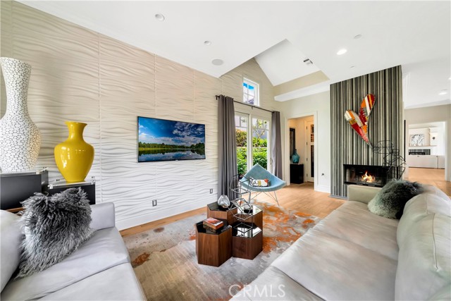 Detail Gallery Image 29 of 65 For 803 Gainsborough Dr, Laguna Beach,  CA 92651 - 3 Beds | 3/1 Baths