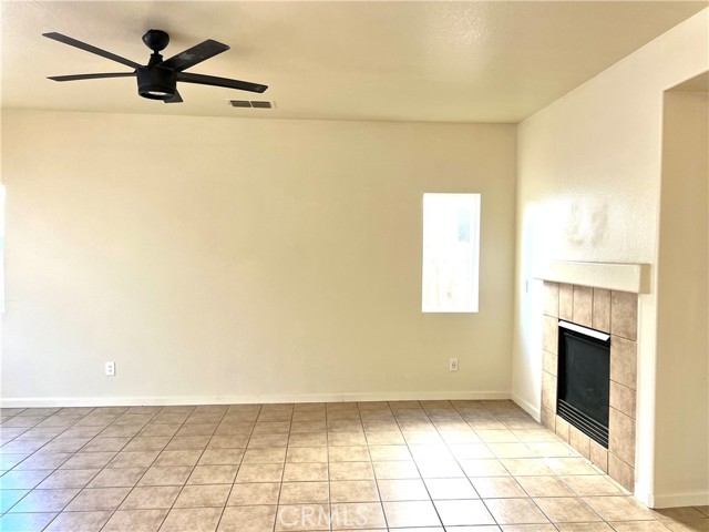 1343 Riverside Court, Merced CA: https://media.crmls.org/medias/24a0a869-ff52-43ca-9207-bc9c9a8f7d54.jpg