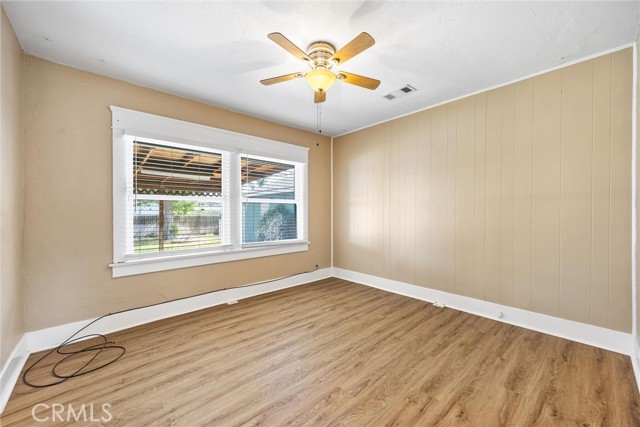 Detail Gallery Image 13 of 33 For 210 Oleander, Bakersfield,  CA 93304 - 3 Beds | 1 Baths