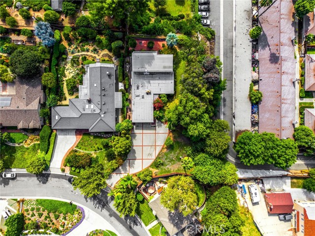 Detail Gallery Image 3 of 24 For 404 Cannon Ln, Fullerton,  CA 92831 - 3 Beds | 2/1 Baths