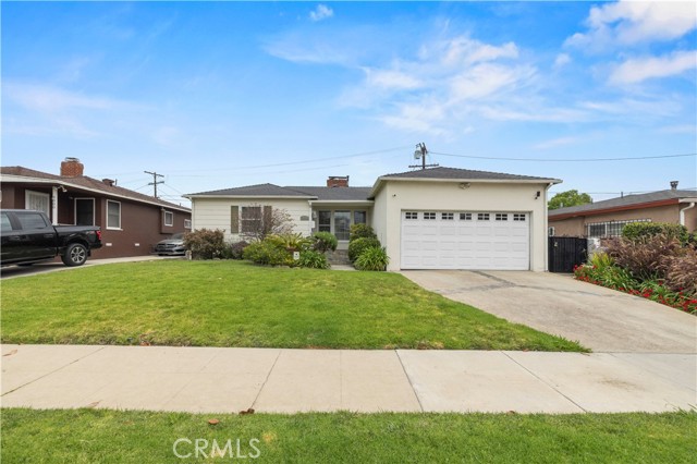 Detail Gallery Image 1 of 43 For 9804 Haas Ave, Los Angeles,  CA 90047 - 3 Beds | 2 Baths